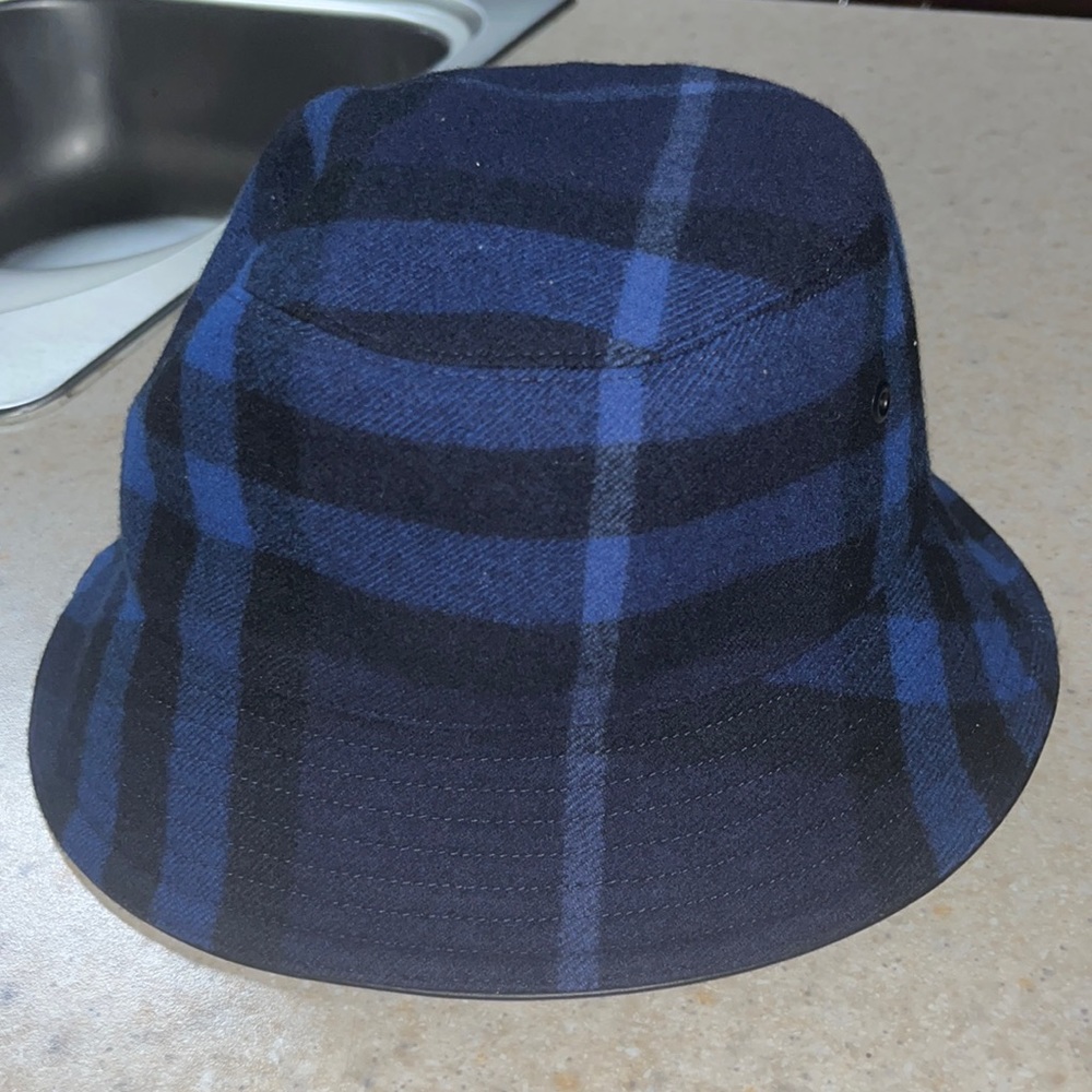 Check Wool Cashmere Bucket Hat 🎩